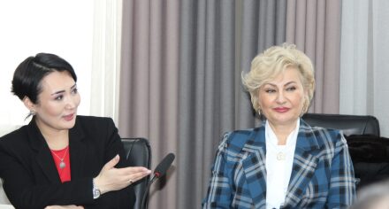 Обсуждение внедрения стандартов GxP Евразийского экономического союза к условиям фармацевтической отрасли страны.