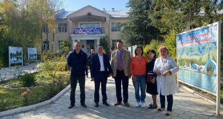 Представители КГМА оказали гуманитарную помощь учреждению престарелых и ЛОВЗ