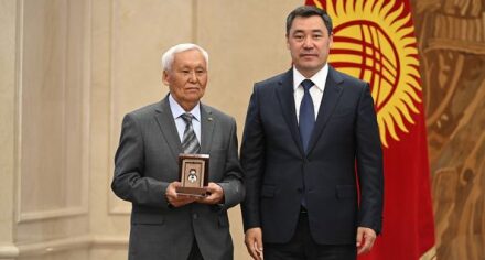 Почетный профессор КММА награжден медалью «Дангк»