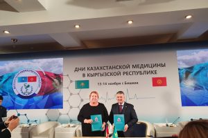 КГМА и КАЗНМУ перезаключили договор о сотрудничестве