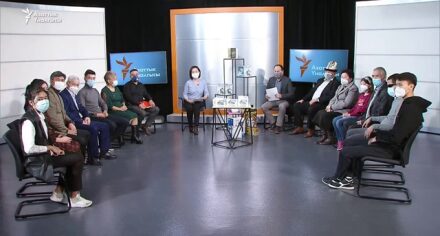 КММанын студенттери «Пандемия мени кандай өзгөрттү» подкаст сынагынан женишке жетишти