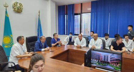Академик НАН и РАН С.Джумабеков провел обучающий семинар студентам КазНМУ